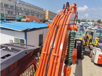 Crawler excavator HITACHI ZX200: picture 4 Crawler excavator HITACHI ZX200: picture 4