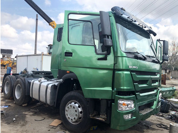Tractor unit SINOTRUK HOWO