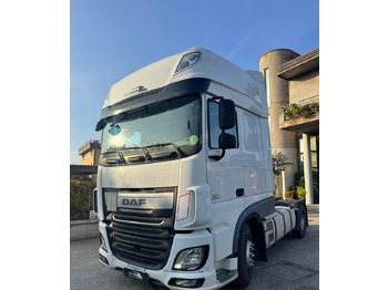 Tractor unit DAF XF 460