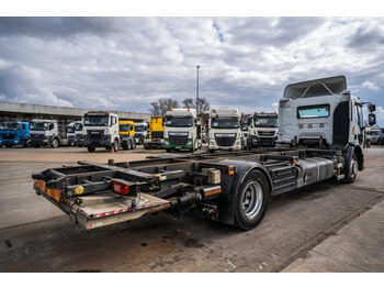 Container transporter/ Swap body truck Renault PREMIUM 340 DXI // HAYON RETRACT: picture 4