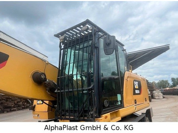 Wheel excavator CATERPILLAR MH3024