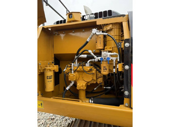 Crawler excavator CAT 320D2 [ Copy ]: picture 5