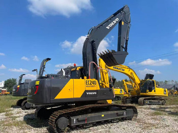 Crawler excavator VOLVO EC240