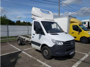 Cab chassis truck MERCEDES-BENZ Sprinter