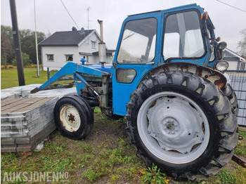 Farm tractor