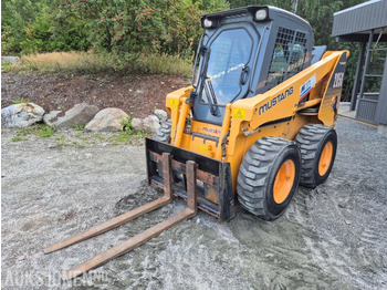 Skid steer loader MUSTANG