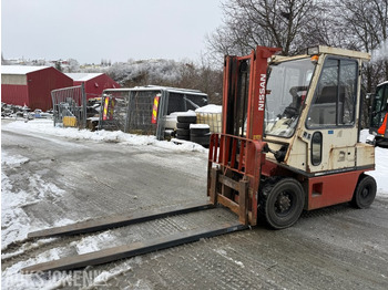 Material handling equipment NISSAN