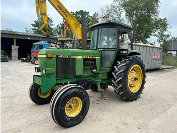 Farm tractor JOHN DEERE 40 Series