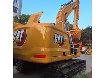 Crawler excavator