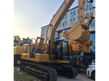 Crawler excavator