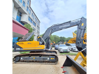 Crawler excavator HYUNDAI