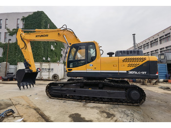 Crawler excavator HYUNDAI