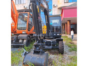 Wheel excavator Hyundai HW60  excavator: picture 4