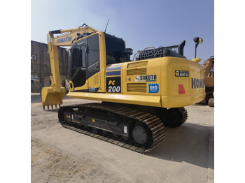 Crawler excavator Komatsu PC220-8 Excavator: picture 2