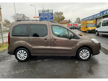 Station wagon Peugeot Partner II Peugeot Partner Tepee 1.6 VTi 120KM Family Model 2013: picture 5