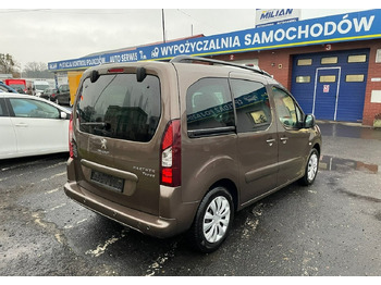 Station wagon Peugeot Partner II Peugeot Partner Tepee 1.6 VTi 120KM Family Model 2013: picture 4