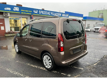 Station wagon Peugeot Partner II Peugeot Partner Tepee 1.6 VTi 120KM Family Model 2013: picture 3