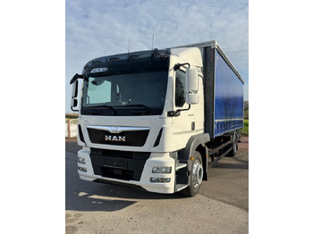 Curtainsider truck MAN TGM 15.290