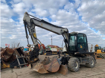 Wheel excavator JCB JS145W