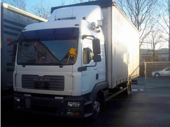 Curtain side van MAN