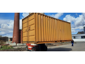 Shipping container