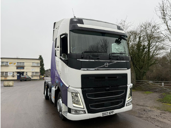 Tractor unit VOLVO FH 500