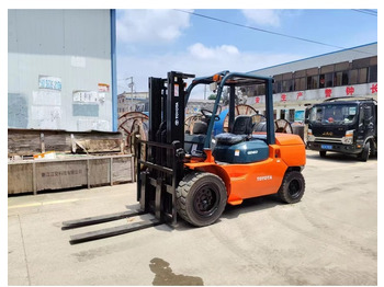 Forklift TOYOTA