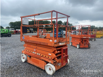 Scissor lift SKYJACK