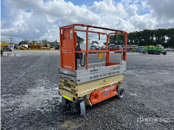 Scissor lift JLG
