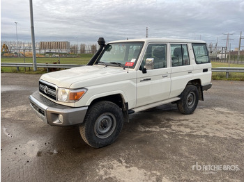 SUV TOYOTA Land Cruiser