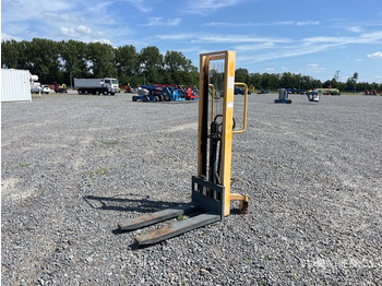Pallet truck