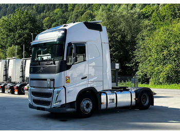 Tractor unit VOLVO FH 500