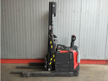 Reach truck BT
