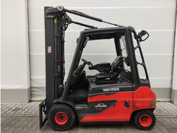 Electric forklift LINDE E
