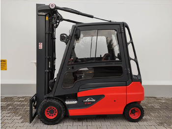 Electric forklift LINDE E