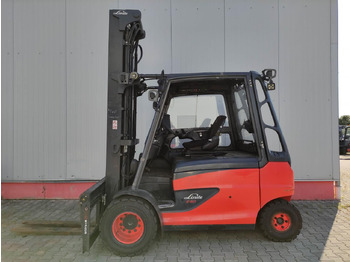 Electric forklift LINDE E