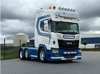 Tractor unit SCANIA R 450