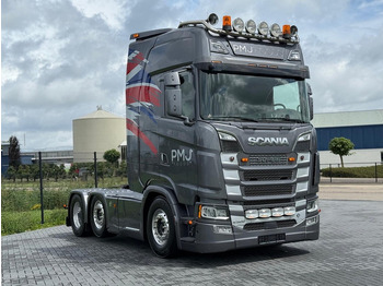 Tractor unit SCANIA S 520