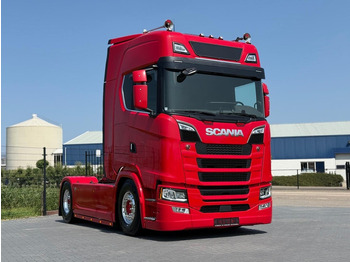 Tractor unit SCANIA S