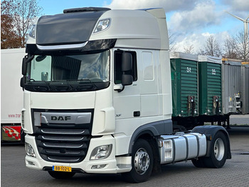 Tractor unit DAF XF 450