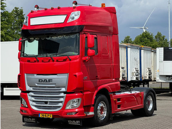 Tractor unit DAF XF 460