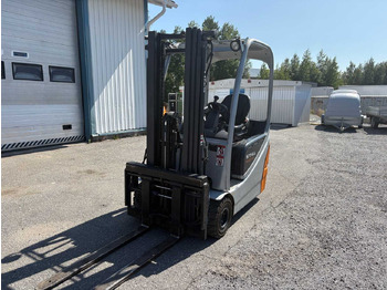 Electric forklift STILL RX20