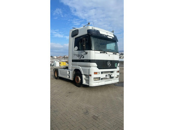 Tractor unit Mercedes-Benz Actros 1843: picture 3