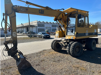 Wheel excavator CATERPILLAR
