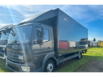 Box truck MERCEDES-BENZ