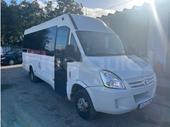 Minibus IVECO Daily