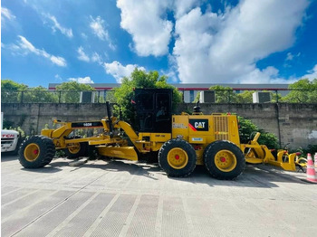 Grader CATERPILLAR 140H