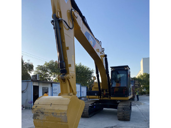 Crawler excavator CATERPILLAR 320D2