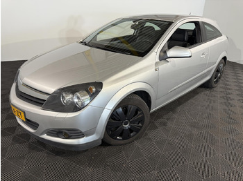 Hatchback OPEL