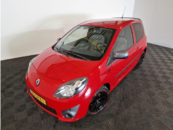 Car RENAULT